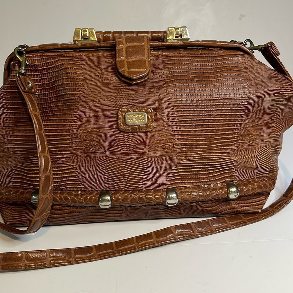Vintage Moda Attiva Faux Alligator Satchel